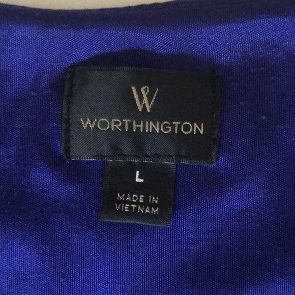 Versatile and Flattering - Picture 3 of 4